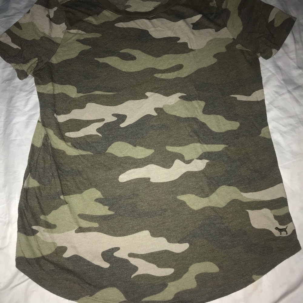 Va camo sleep shirt!